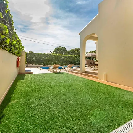 Casa Do Eucaliptos * Αλμπουφέιρα